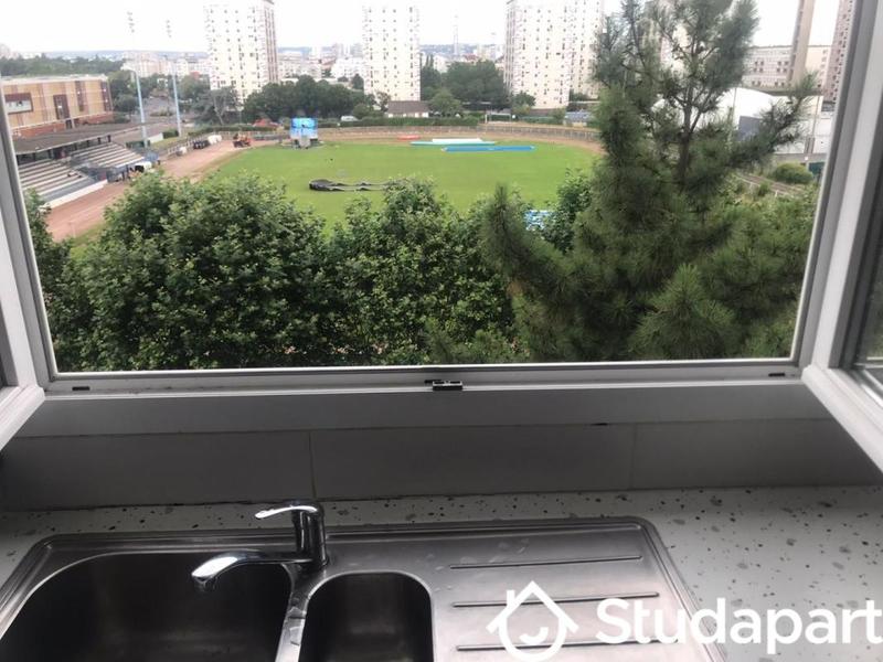 Chambre - 14 m² - 1 pièce