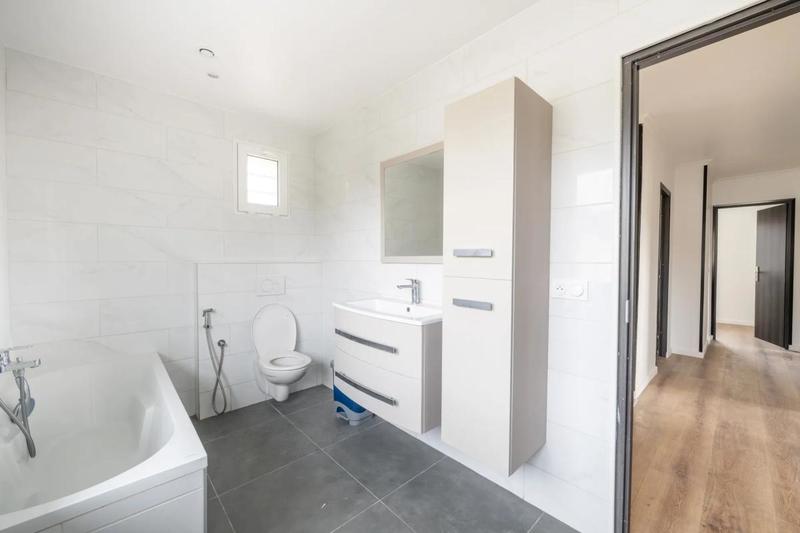 Maison - 118 m² - 6 pièces