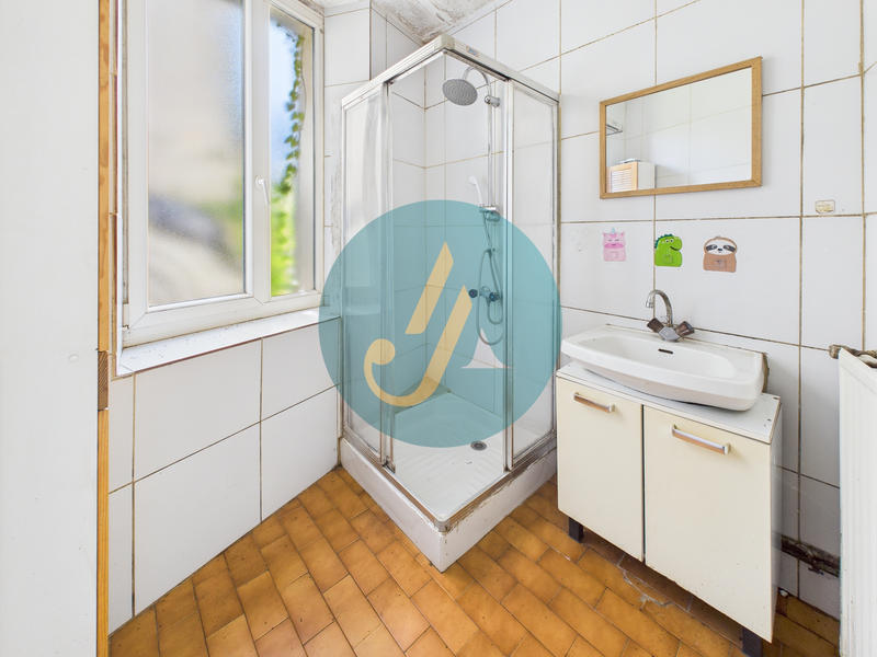 Maison - 131 m² - 6 pièces