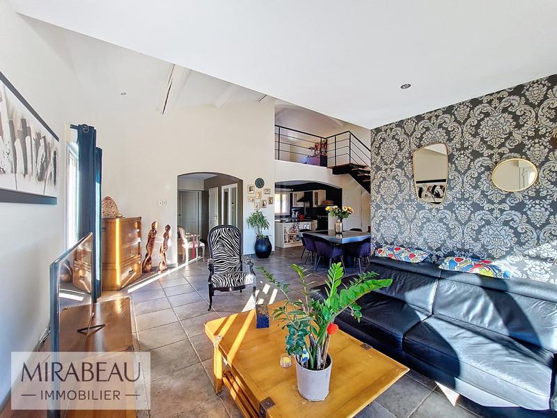 Villa - 150 m² - 6 pièces