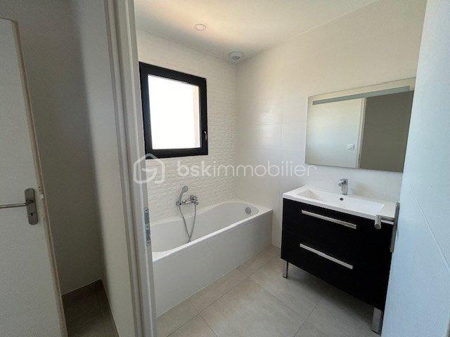 Villa - 138 m² - 4 pièces