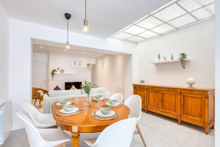 Appartement - 140 m² - 5 pièces