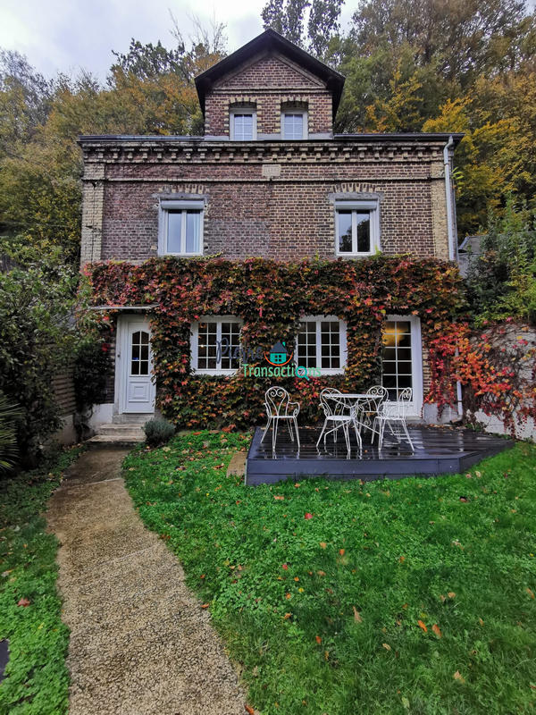 Maison ancienne - 116 m² - 7 pièces