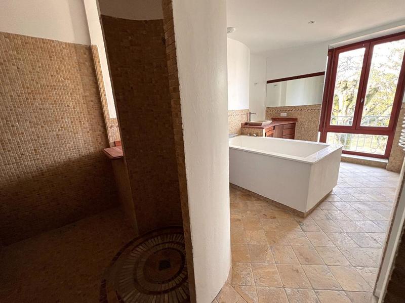 Appartement - 108 m² - 4 pièces