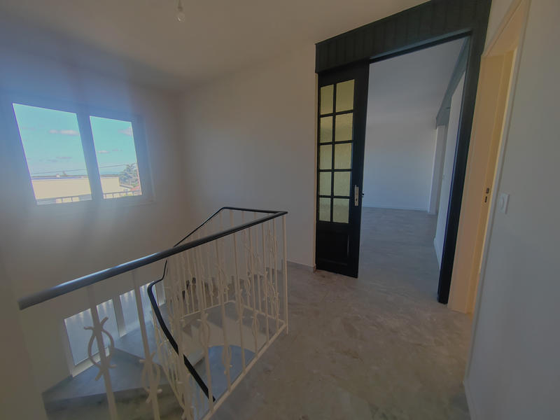 Maison - 178 m² - 7 pièces