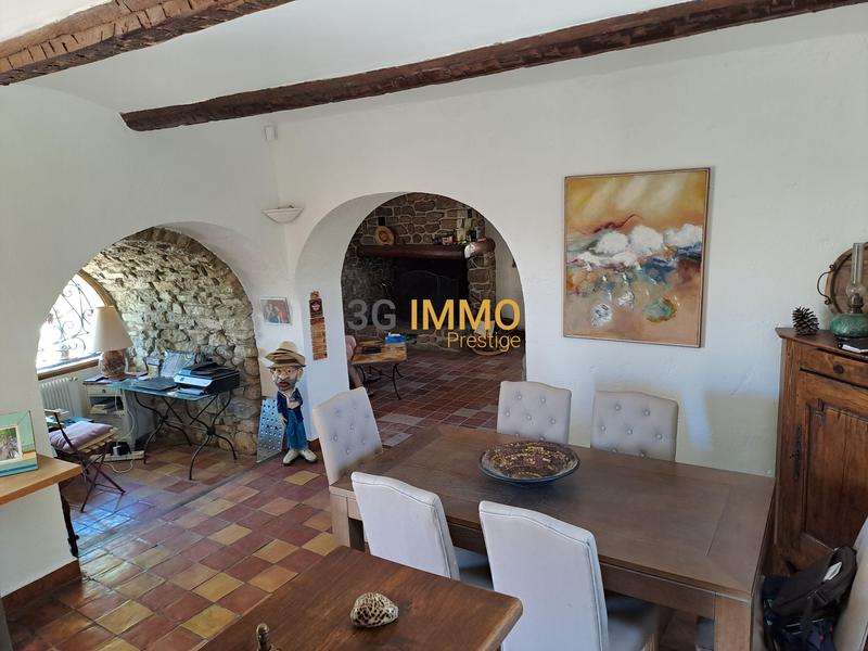 Maison en pierre - 165 m² - 5 pièces