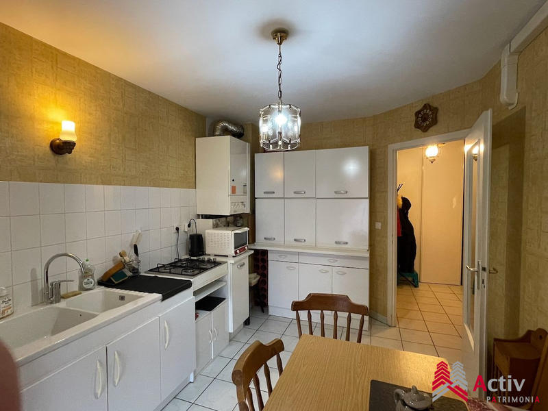 Appartement - 77 m² - 3 pièces