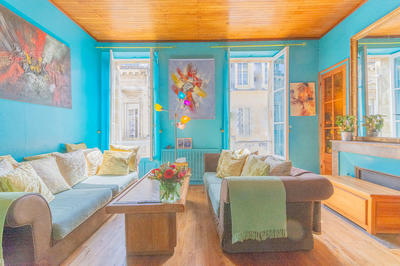 Maison - 210 m² - 8 pièces