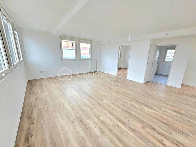 Appartement - 57 m² - 2 pièces