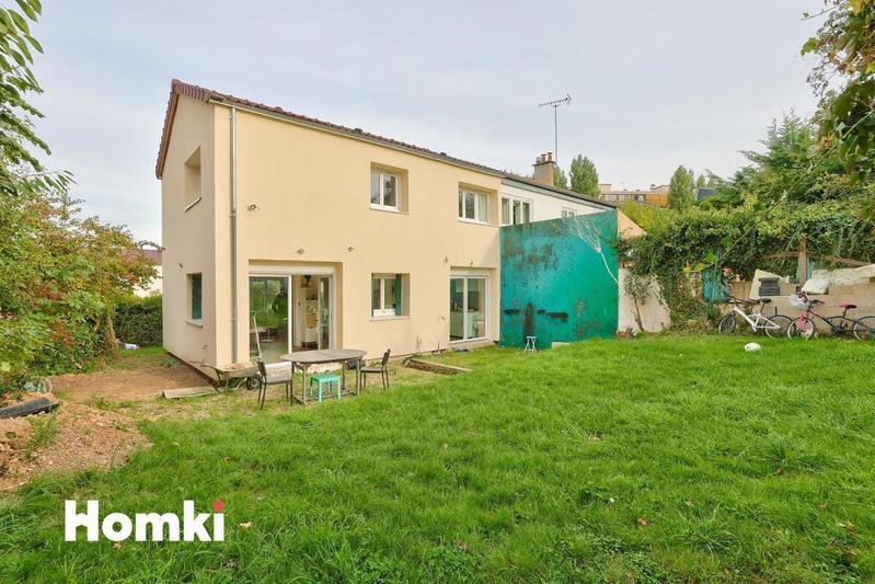 Maison - 87 m² - 5 pièces