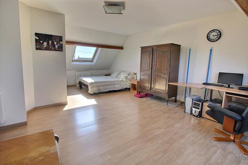 Maison - 158 m² - 7 pièces