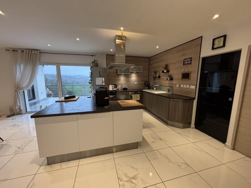 Maison - 165 m² - 4 pièces