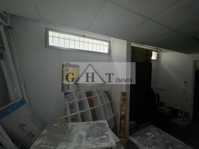 Local commercial - 152 m²