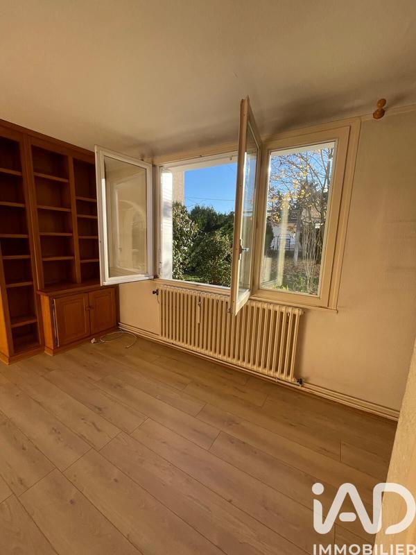 Appartement - 95 m² - 5 pièces