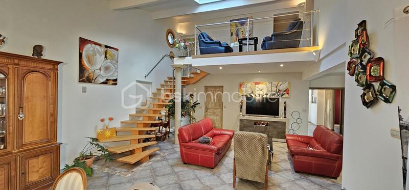 Maison - 165 m² - 4 pièces