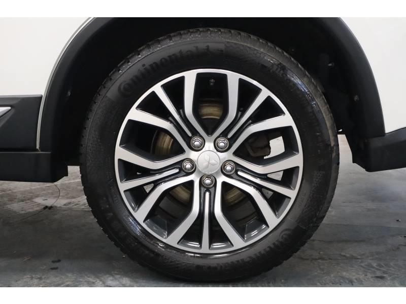 Mitsubishi Outlander 2.2 Di-D 150 2wd Intense Navi 5 places