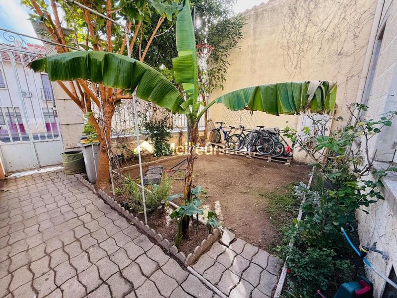 Maison - 182 m² - 7 pièces