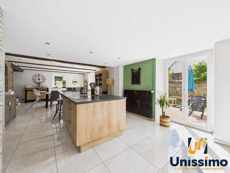 Maison - 170 m² - 7 pièces