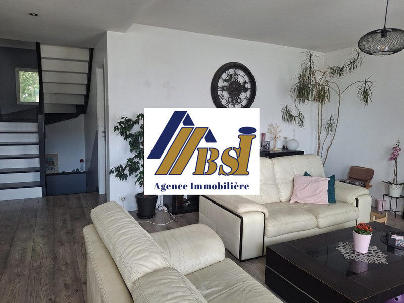 Maison traditionnelle - 149 m² - 7 pièces