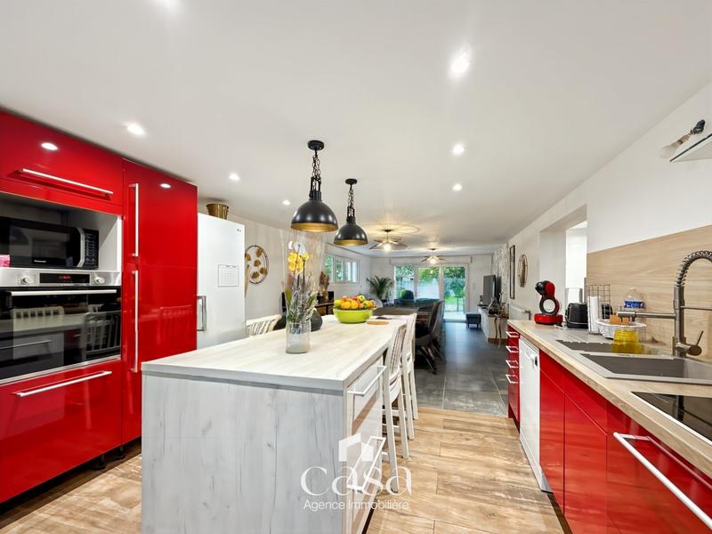 Maison - 136 m² - 7 pièces