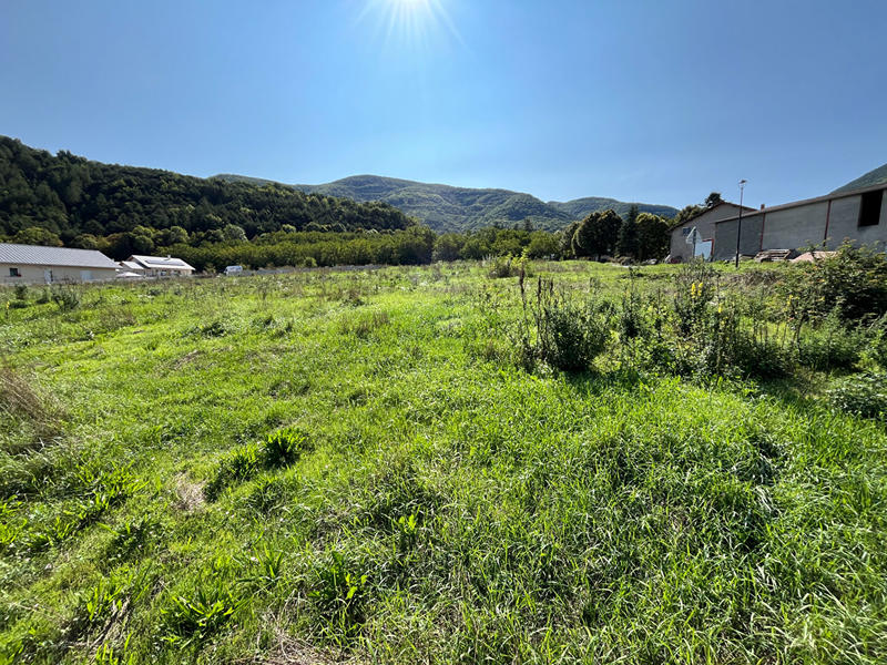 Terrain - 695 m²