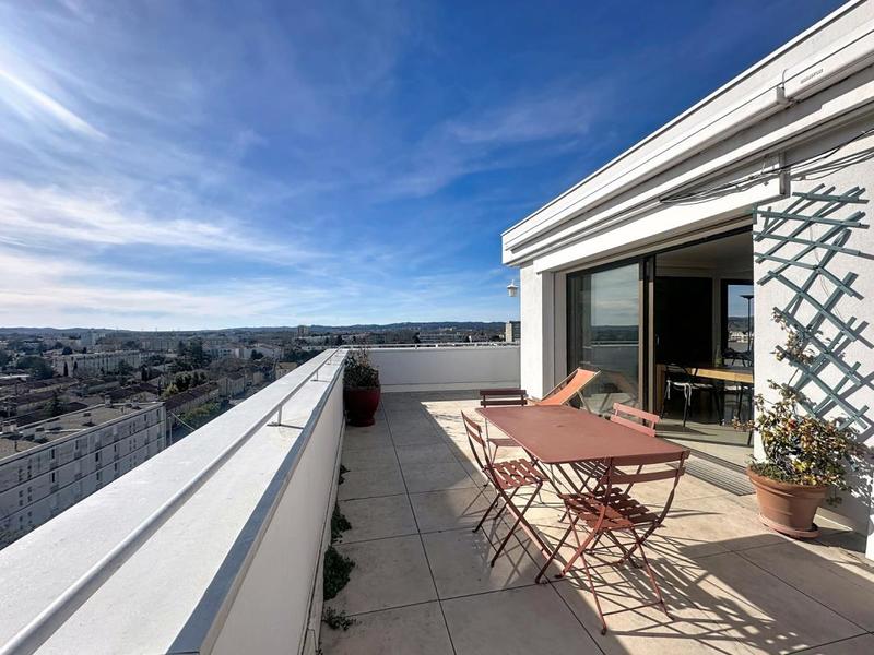 Appartement - 138 m² - 5 pièces