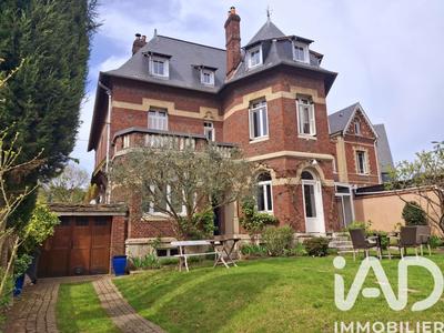 Maison - 181 m² - 6 pièces