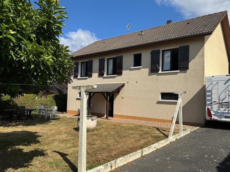 Maison - 120 m² - 6 pièces