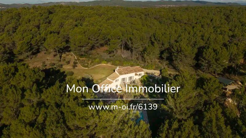 Maison traditionnelle - 107 m² - 4 pièces