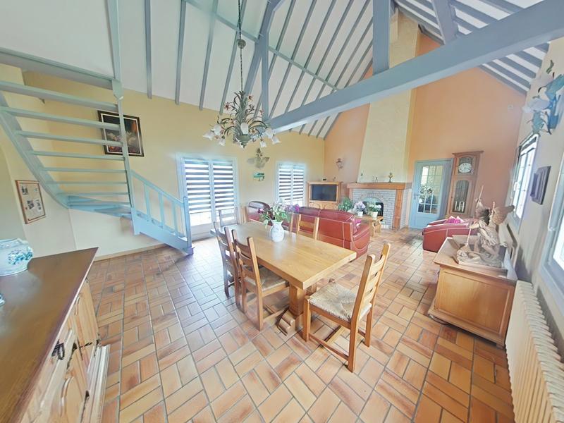 Maison - 105 m² - 5 pièces