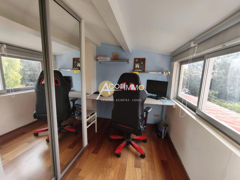 Maison - 170 m² - 7 pièces