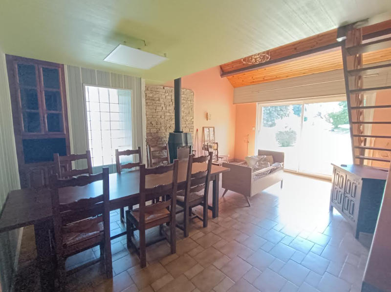 Maison - 141 m² - 6 pièces