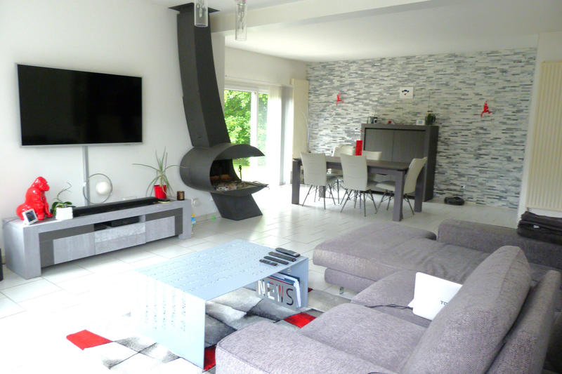 Maison - 132 m² - 8 pièces