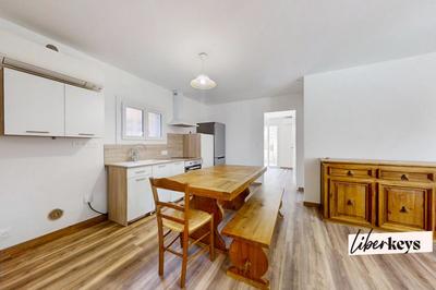 Maison - 160 m² - 7 pièces