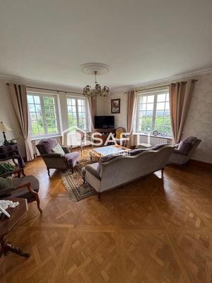 Maison - 205 m² - 6 pièces