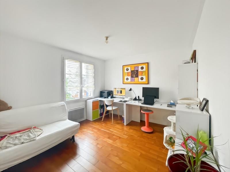 Maison - 111 m² - 4 pièces