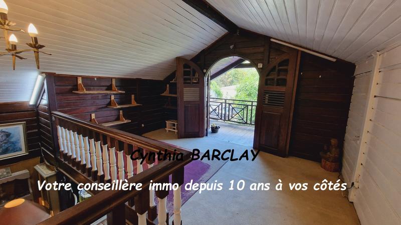 Maison - 186 m² - 8 pièces