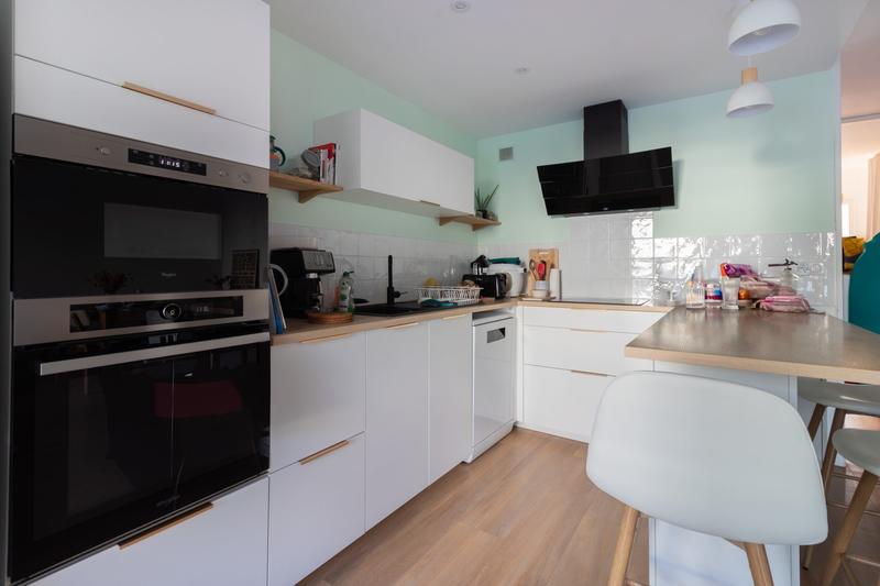 Appartement - 80 m² - 4 pièces