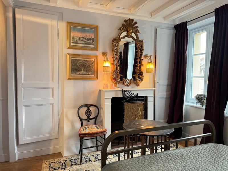 Maison - 180 m² - 6 pièces