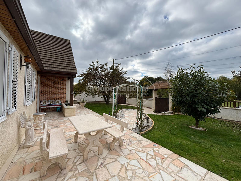 Maison - 159 m² - 9 pièces