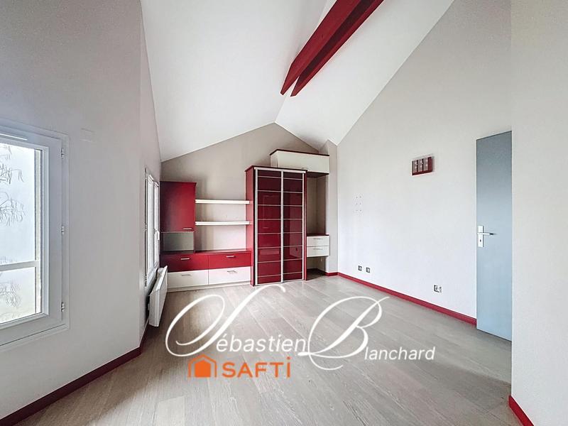 Maison - 145 m² - 4 pièces