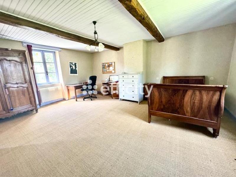 Maison - 220 m² - 10 pièces