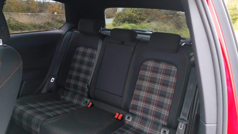 Volkswagen Golf VII 2.0 Tfsi 230 Dsg6 Gti Performance - Automatique