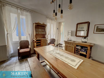 Appartement - 202 m² - 9 pièces