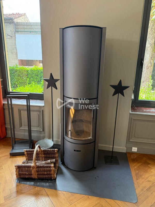 Maison - 390 m² - 5 pièces