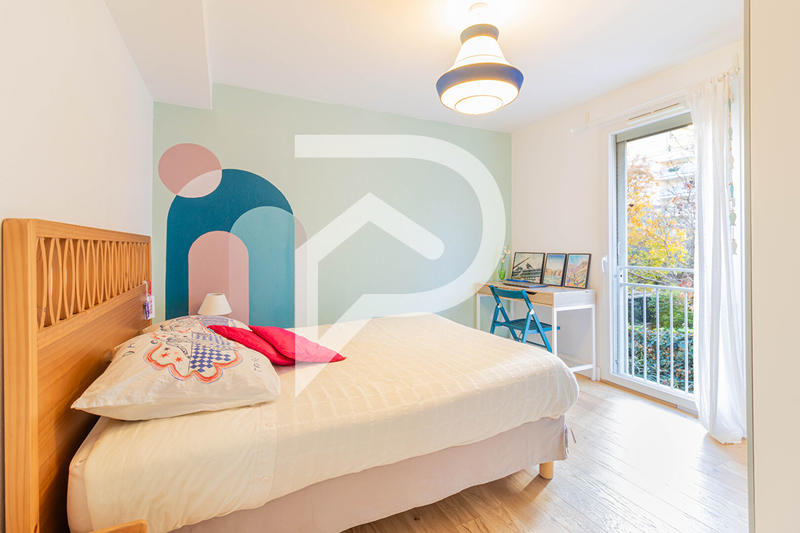 Appartement - 96 m² - 4 pièces