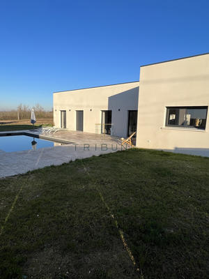Maison - 136 m² - 5 pièces