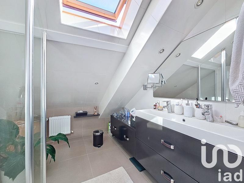 Maison - 170 m² - 7 pièces