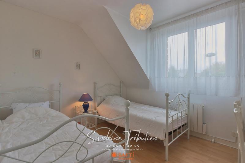 Maison - 357 m² - 12 pièces