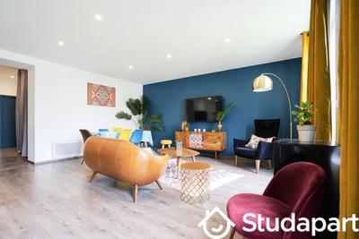 Chambre - 12 m² - 1 pièce